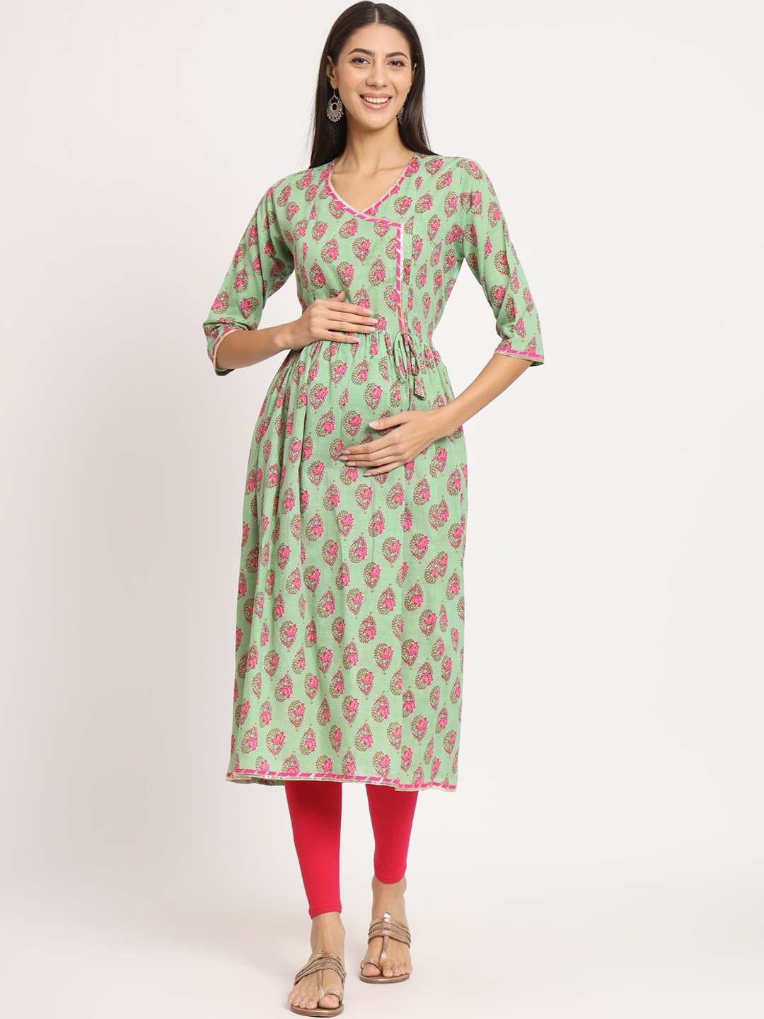 

Aujjessa Floral Printed V-Neck Pure Cotton Maternity Anarkali Kurta, Green