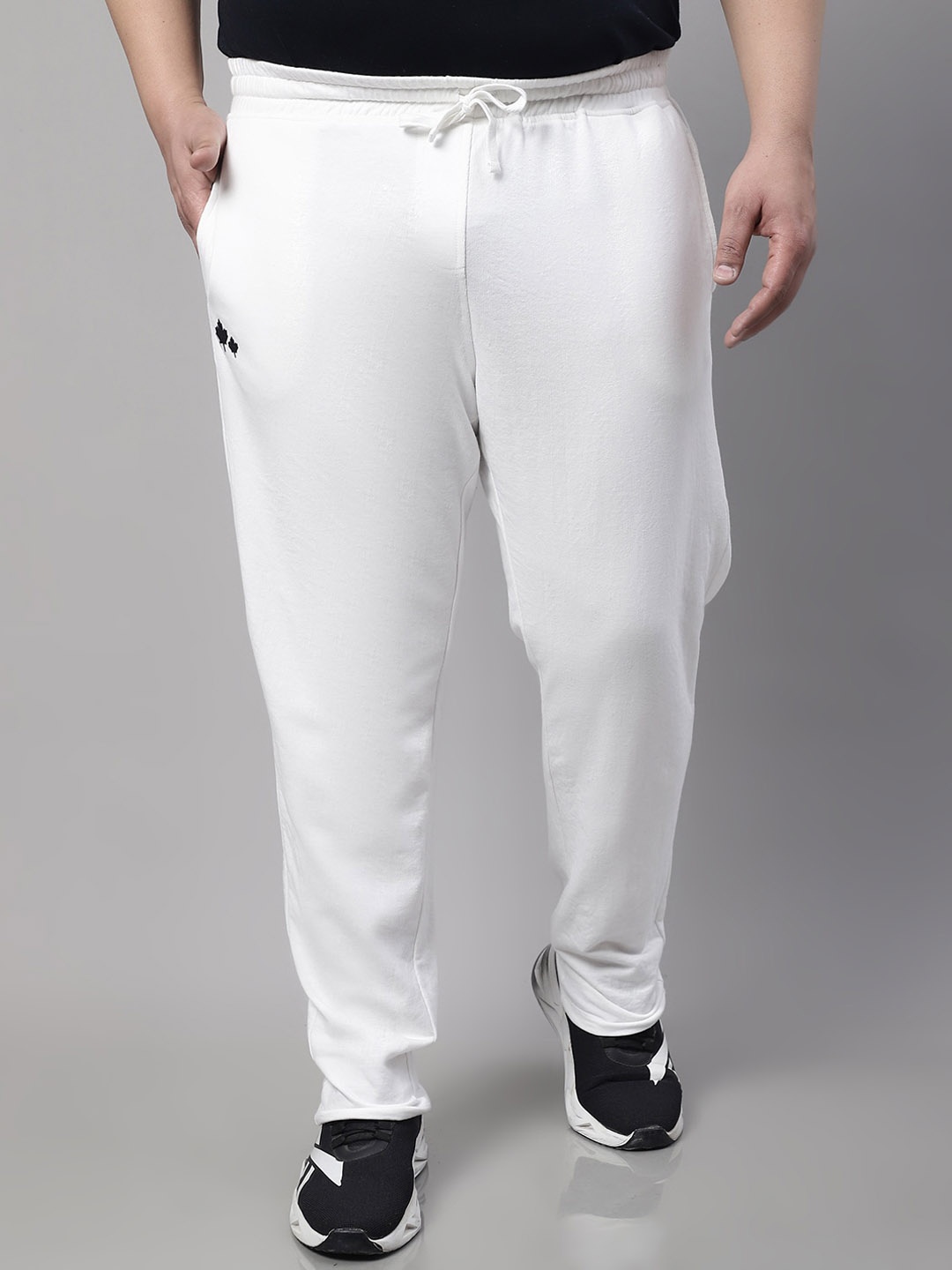 

Rute Men Cotton Mid Rise Track Pants, White