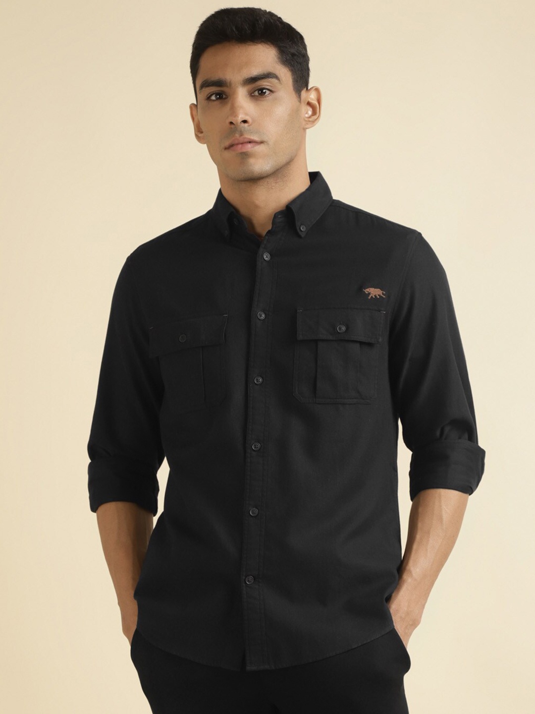 

Andamen Premium Regular Fit Button-Down Collar Long Sleeve Pocket Cotton Casual Shirt, Black