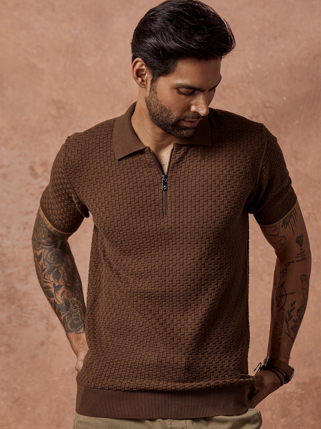 

Andamen Self Design Polo Collar T-shirt, Brown