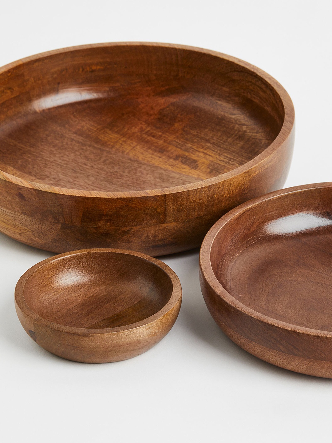 

H&M Brown Mango Wood Salad Bowl