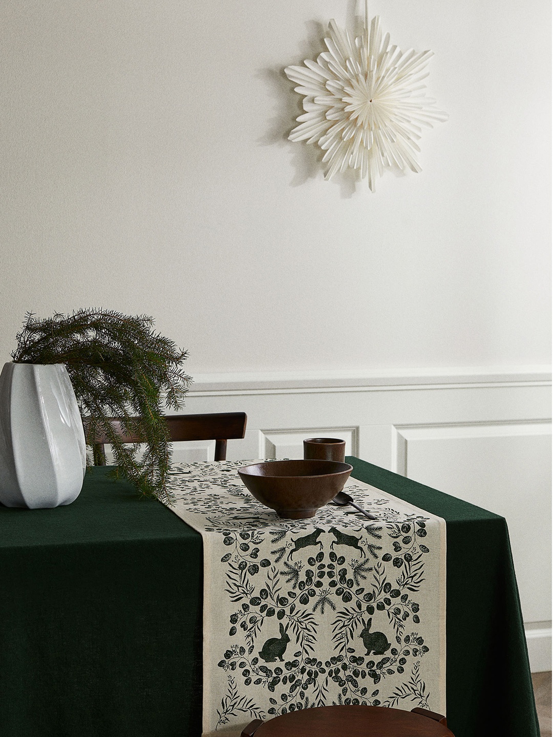 

H&M Green Linen-Blend Print-Motif Table Runner