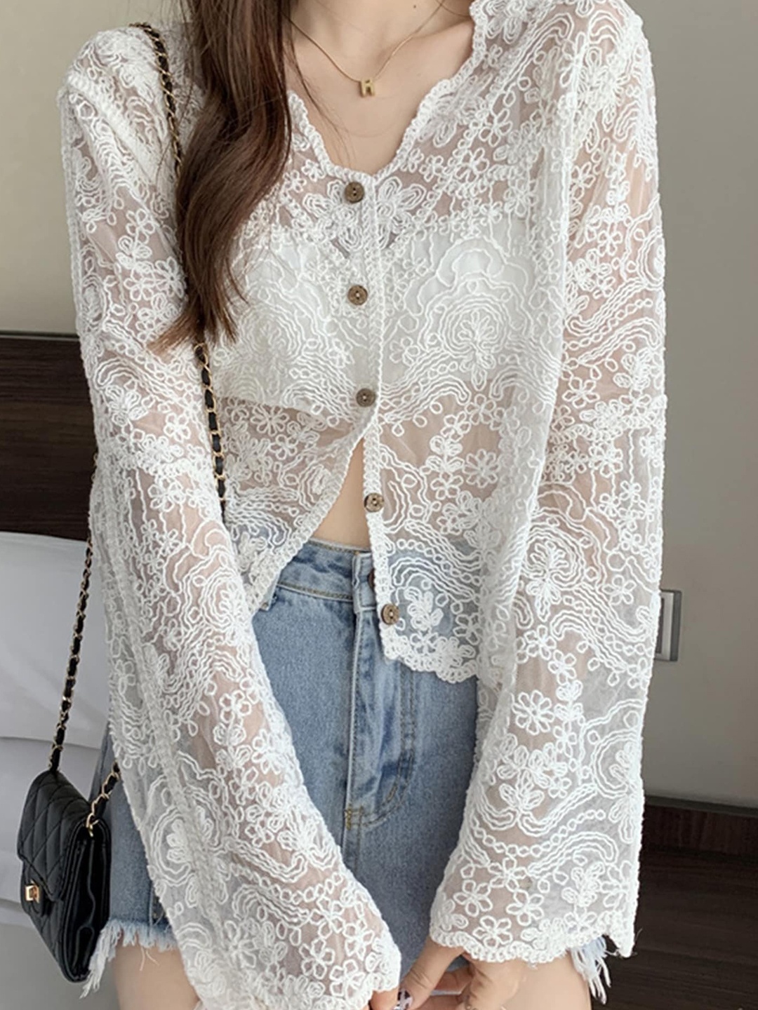 

LULU & SKY Floral Embroidered V-Neck Long Sleeves Shirt Style Top, White