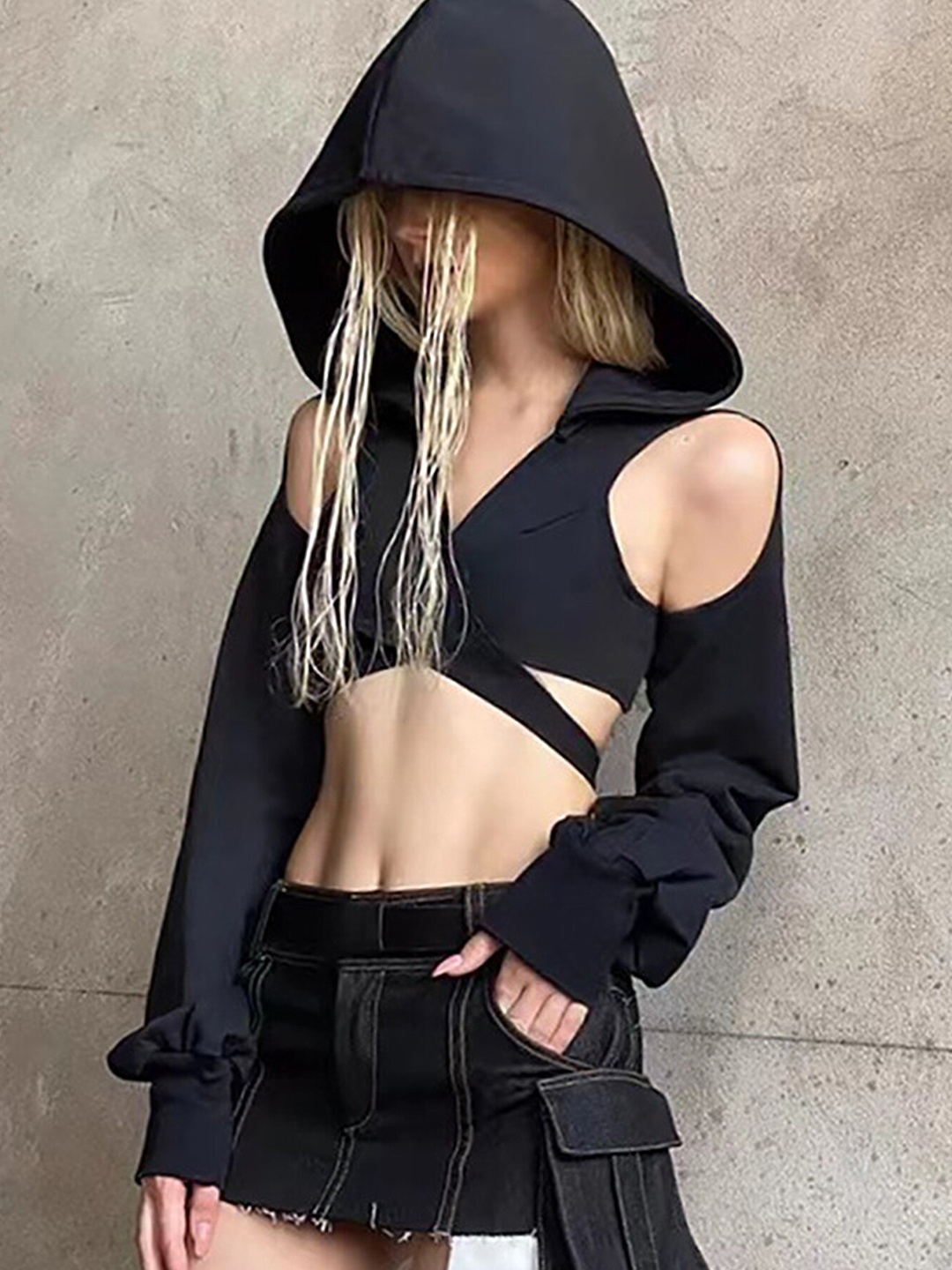 

LULU & SKY Cut-Outs Fitted Crop Top, Black