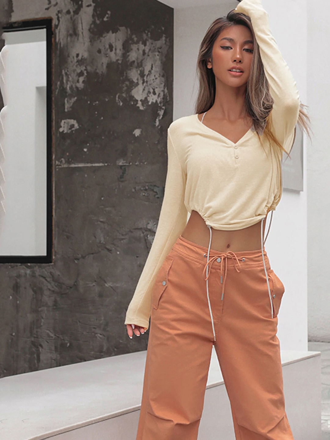 

LULU & SKY V-Neck Waist Tie-Up Regular Crop Top, Beige