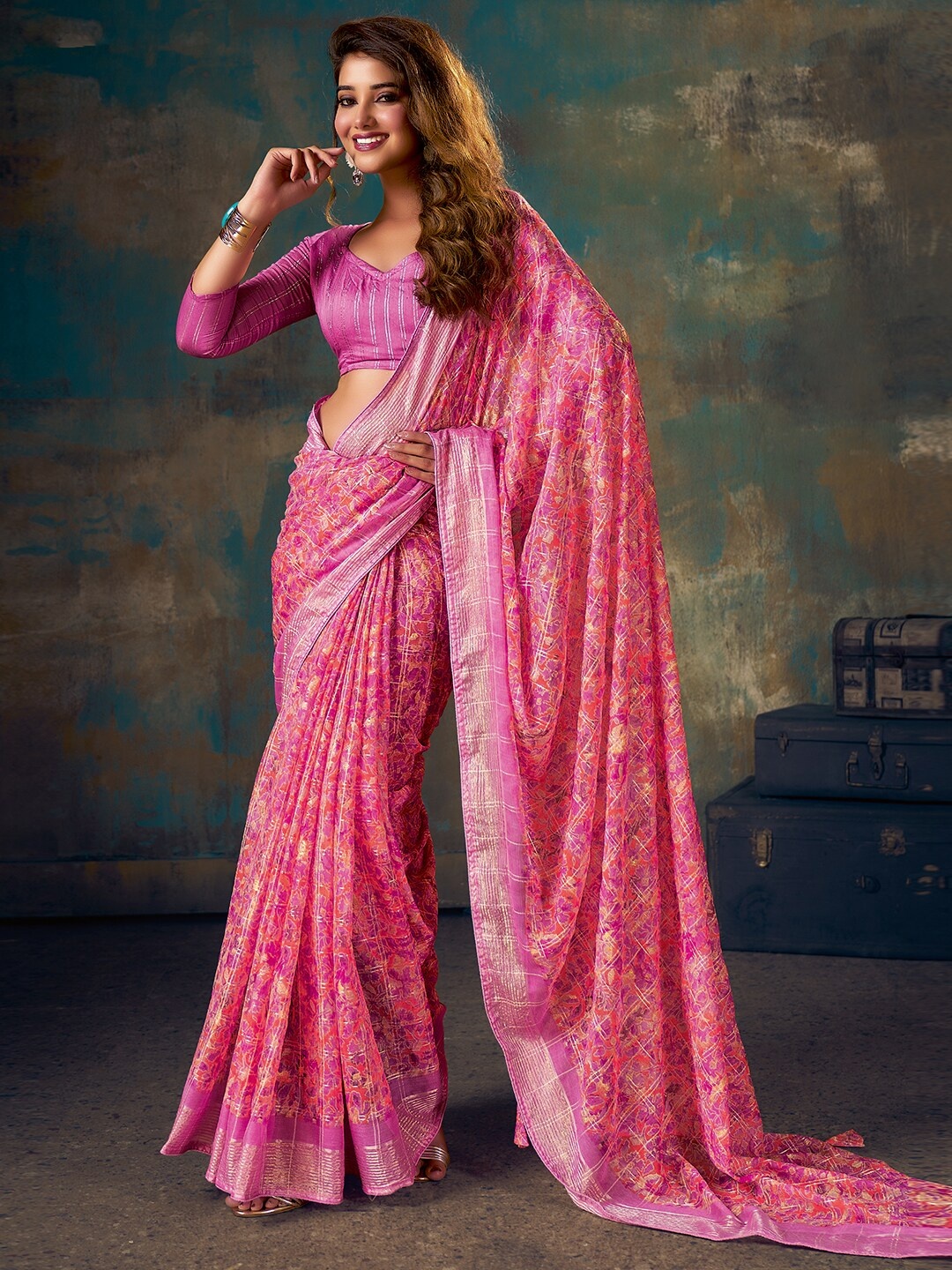 

SANSKAR Floral Foil Printed Zari Saree, Pink