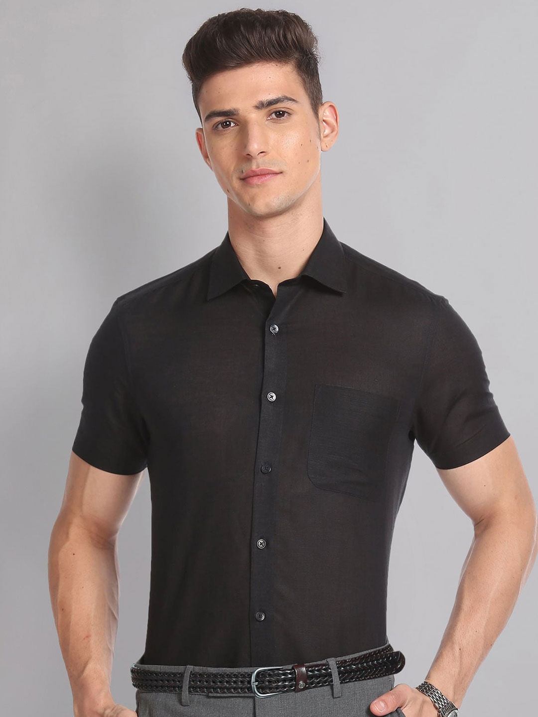 

AD By Arvind Spread Collar Short Sleeves Linen Formal Shirt, Black