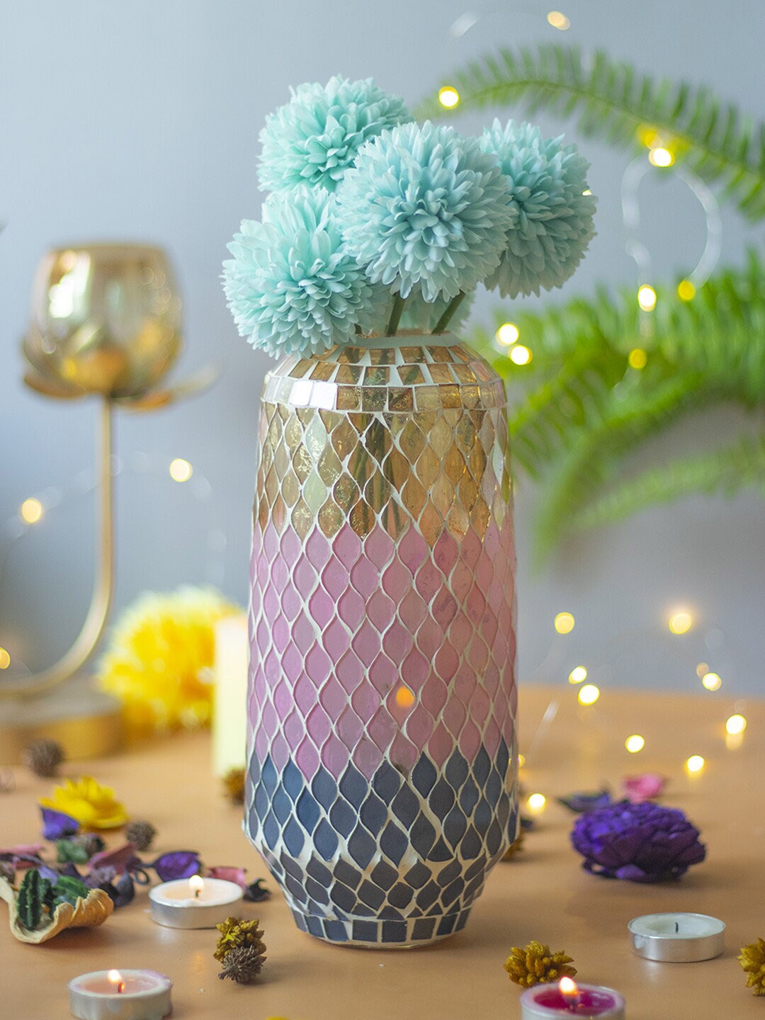 

MARKET99 Pink & Blue Textured Glass Flower Vase