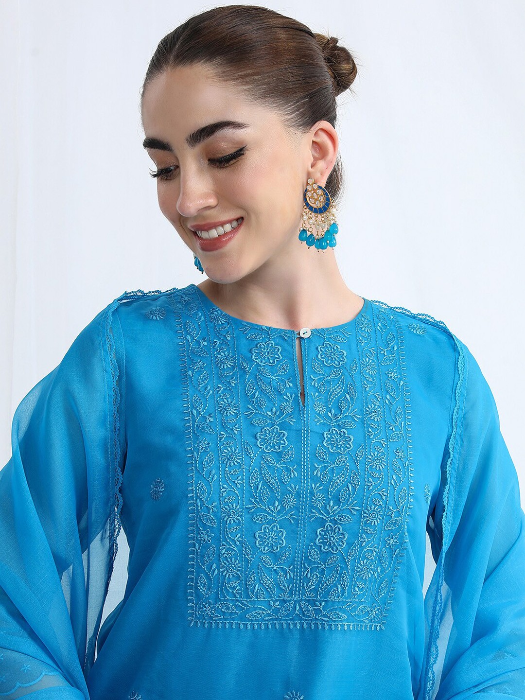 

Vishudh Blue Floral Embroidered Keyhole Neck Straight Kurta & Palazzos With Dupatta