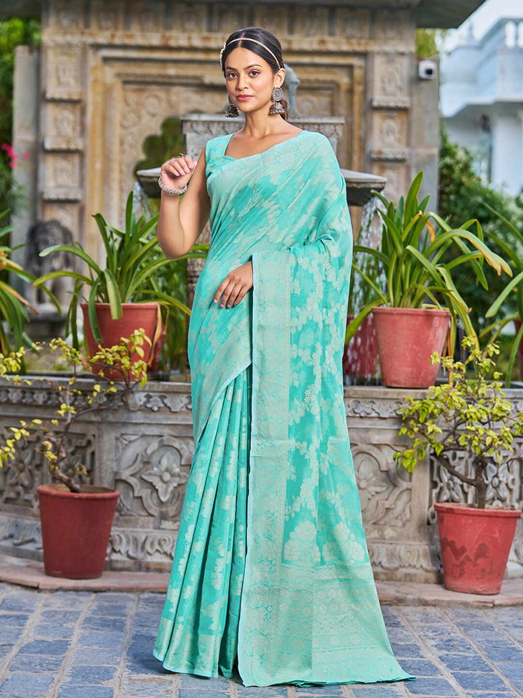 

SAREEWAVE Ethnic Motif Woven Design Cotton Zari Saree, Sea green