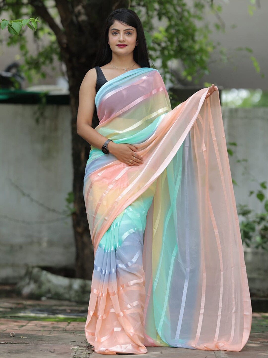 

SAREEWAVE Striped Party Saree, Peach