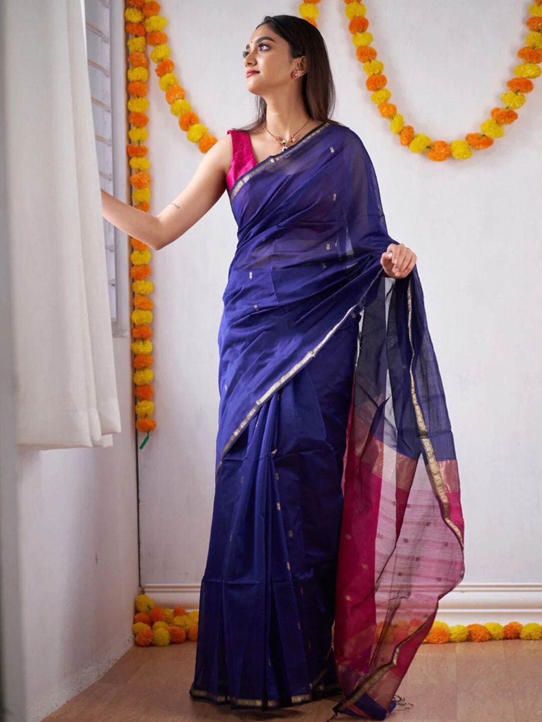 

SAREEWAVE Woven Design Zari Kota Saree, Blue
