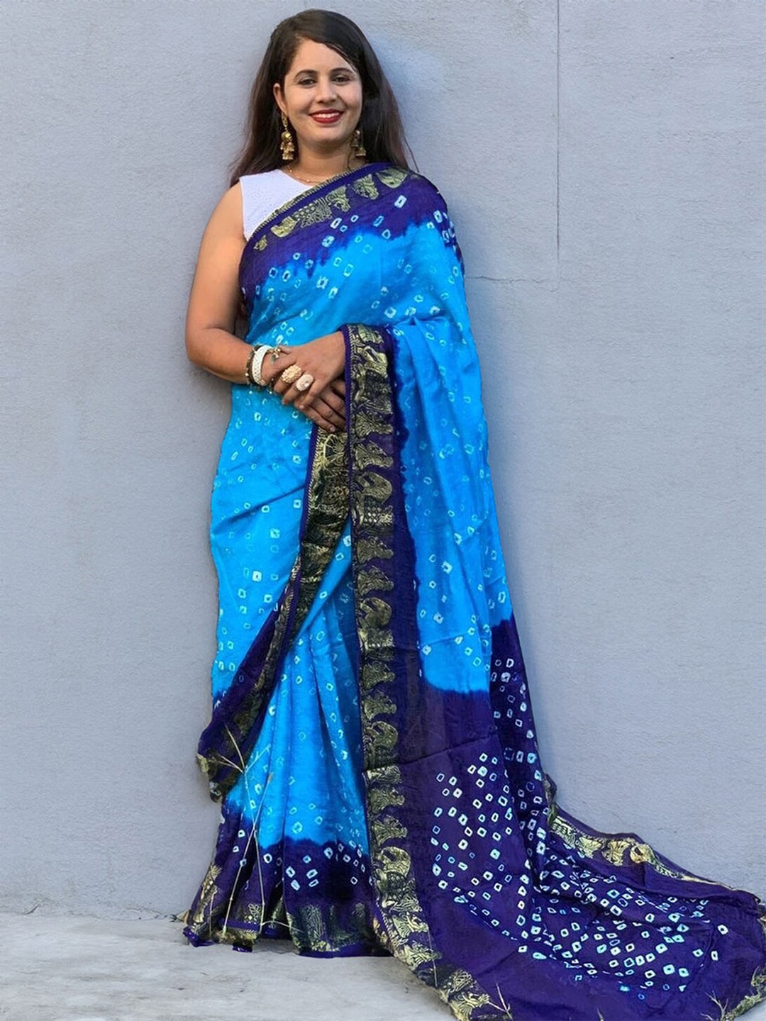 

SAREEWAVE Bandhani Zari Art Silk Bandhani Saree, Blue