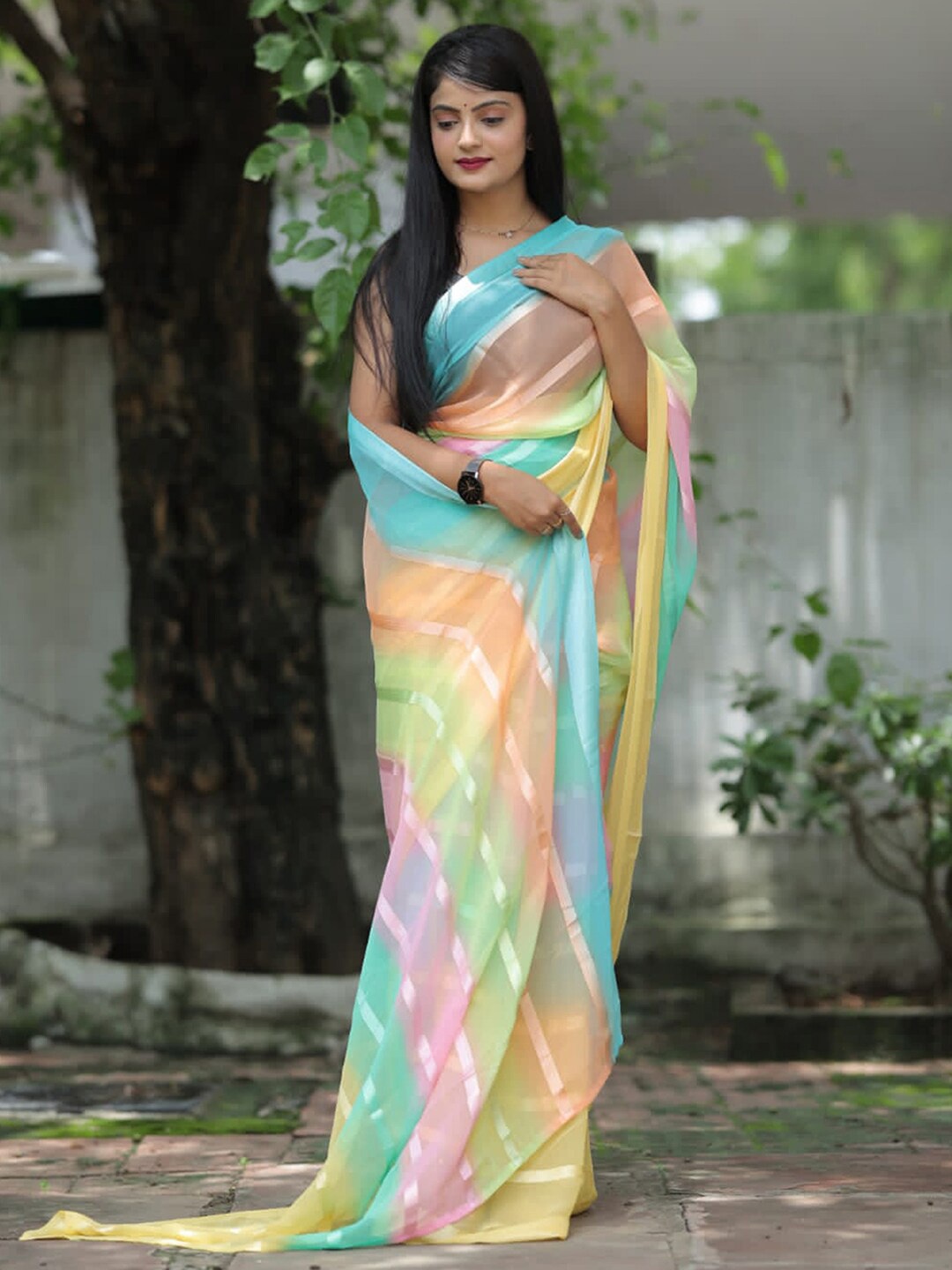 

SAREEWAVE Striped Saree, Yellow