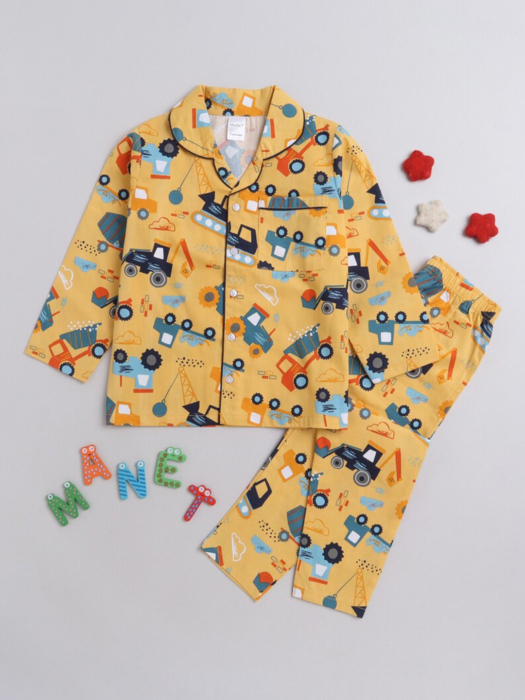 

MANET Boys Graphic Printed Lapel Collar Pure Cotton Night suit, Yellow