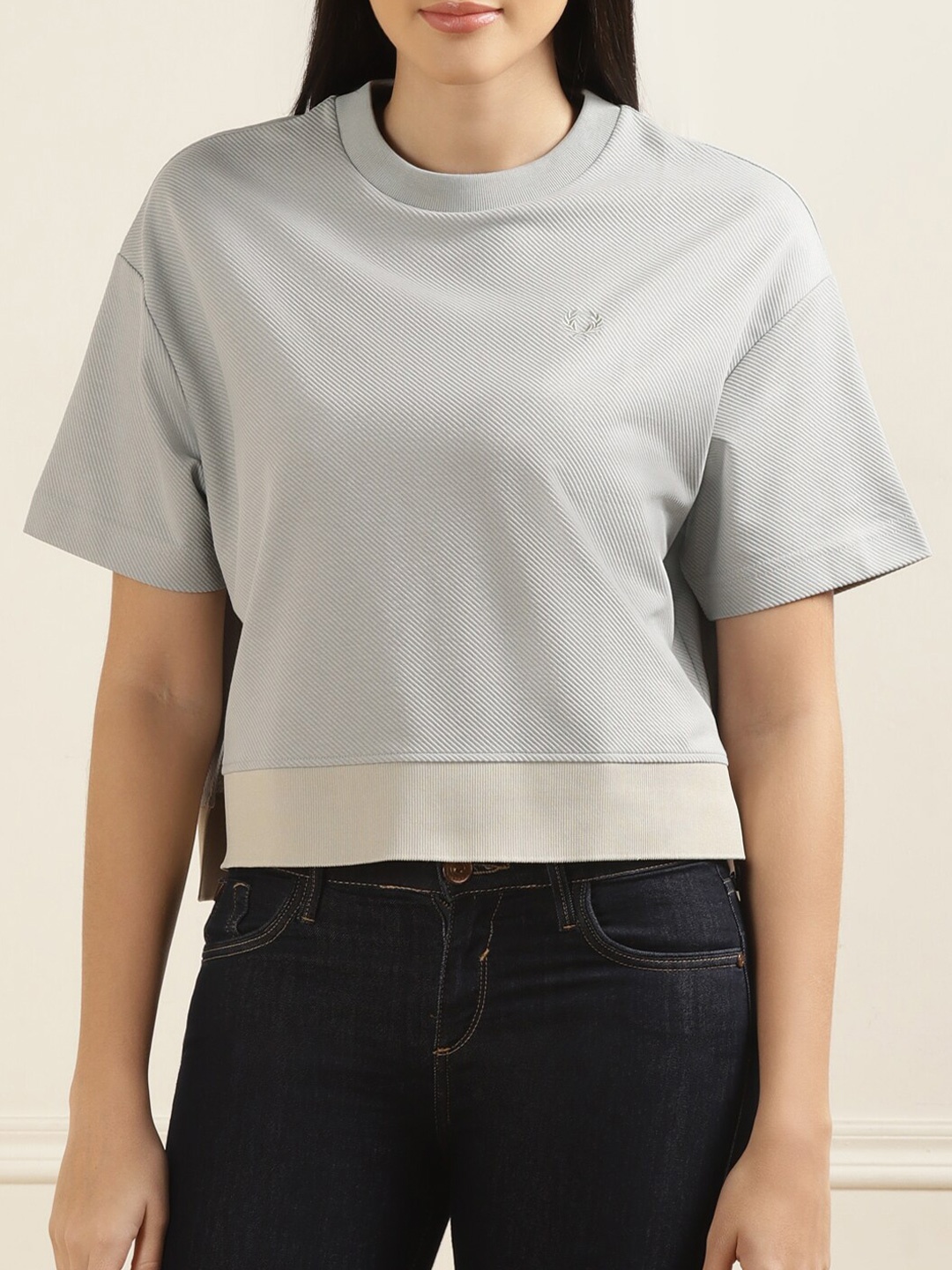 

Fred Perry Round Neck Drop Shoulder Sleeves Slim Fit Casual T-shirt, Grey