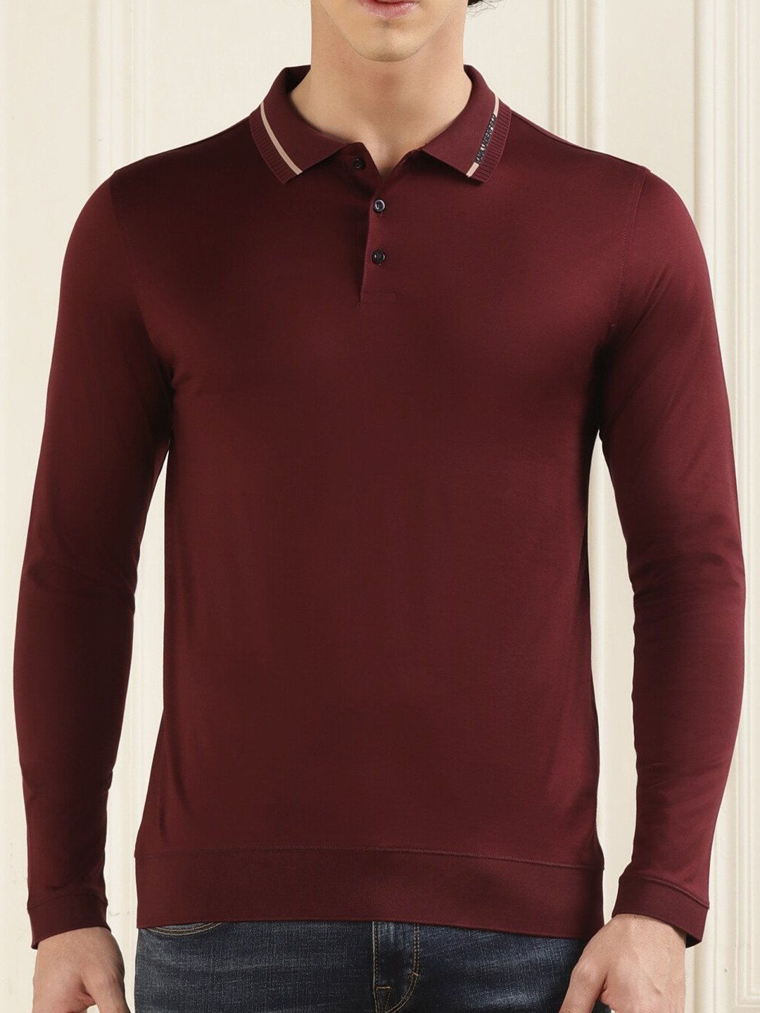 

Karl Lagerfeld Men Maroon Striped Mandarin Collar Extended Sleeves Pockets Slim Fit T-shirt
