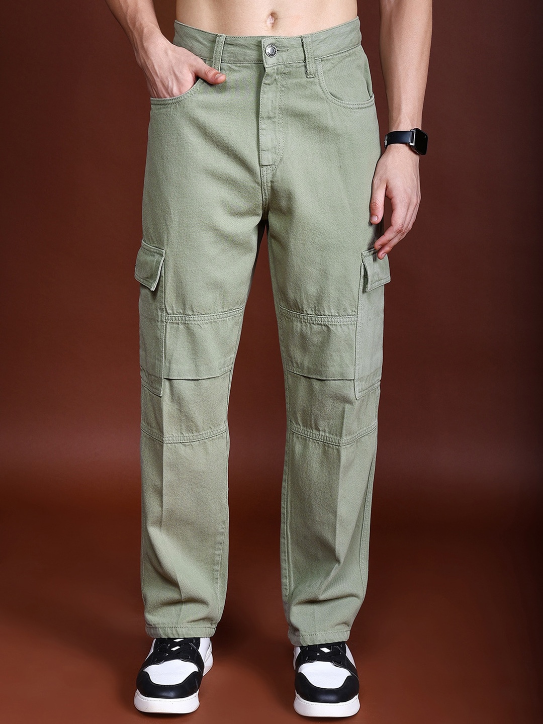 

HIGHLANDER Men Relaxed Fit Mid-Rise Cotton Cargo Jeans, Olive