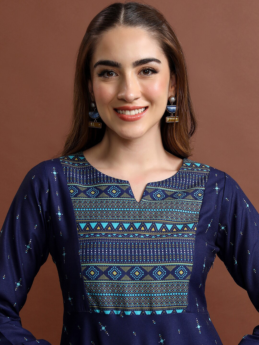 

KETCH Ethnic Motifs Printed Round Neck A-Line Kurta with Palazzos, Navy blue