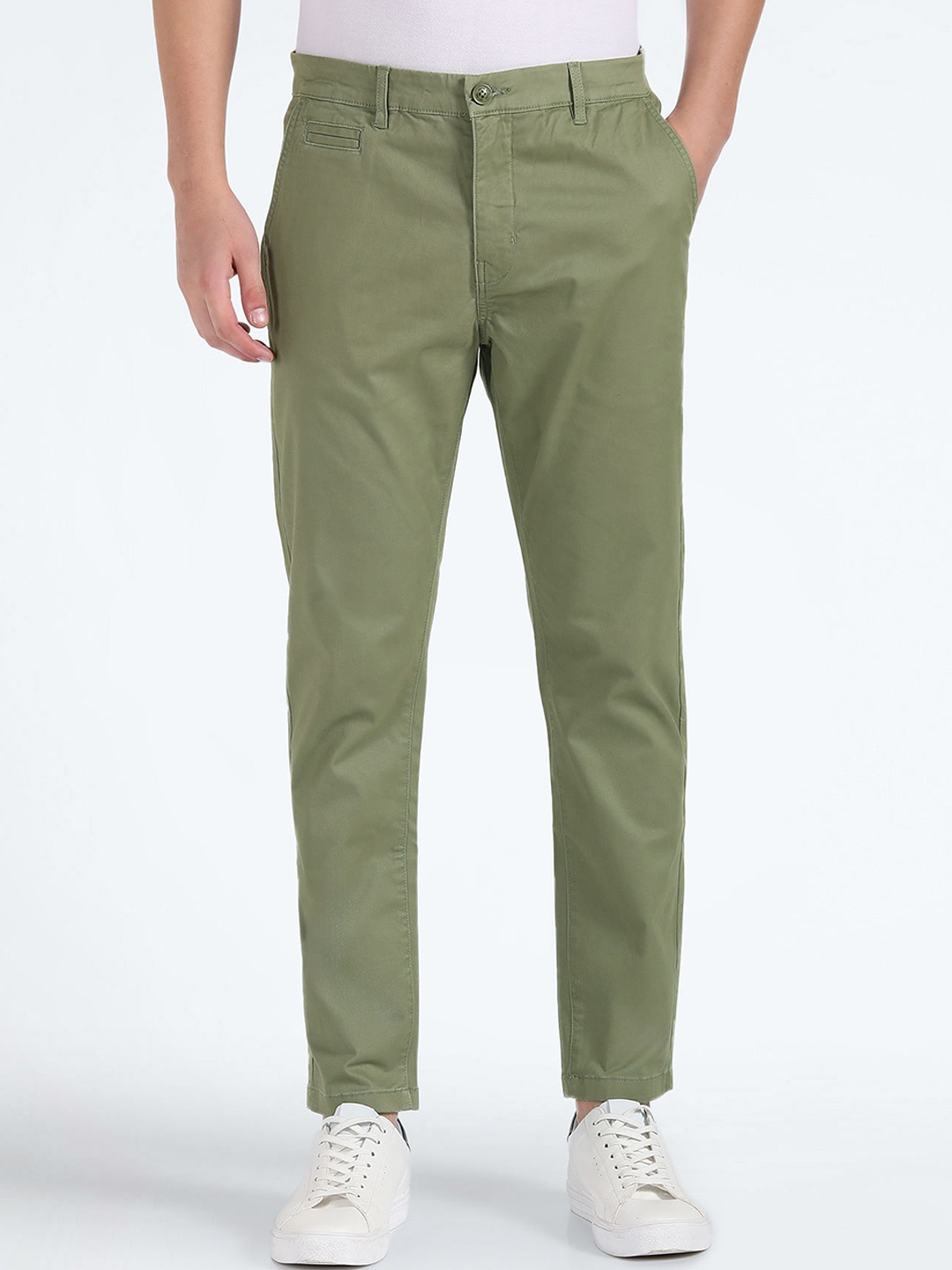 

Flying Machine Men Tapered Fit Plain Cotton Chinos, Green