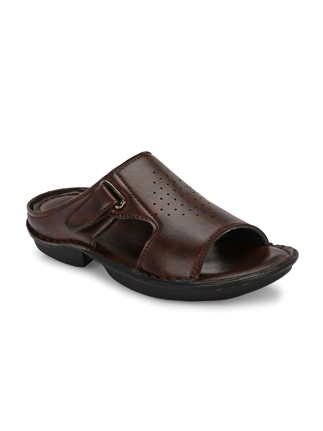 

IVRAH Men Textured Comfort Sandals, Brown