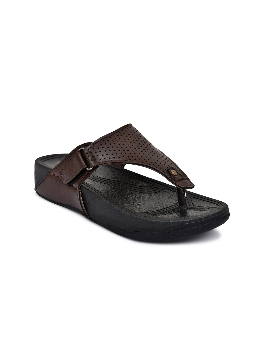 

IVRAH Men Brown & Black Comfort Sandals