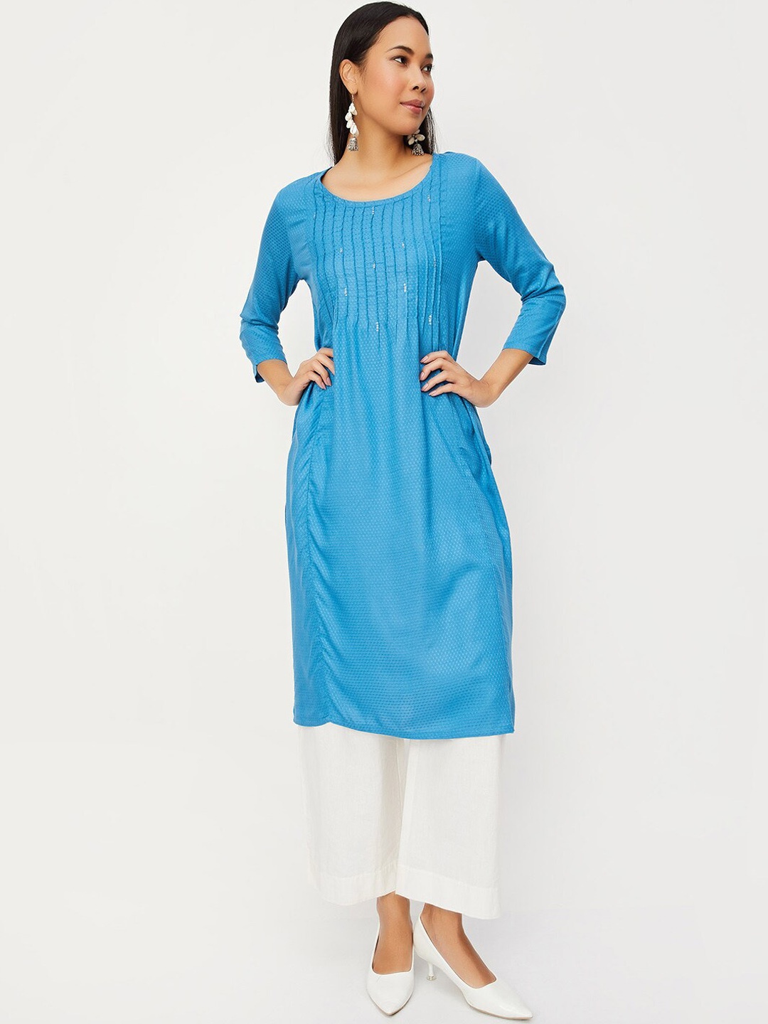 

max Geometric Embroidered Sequinned Straight Kurta, Blue