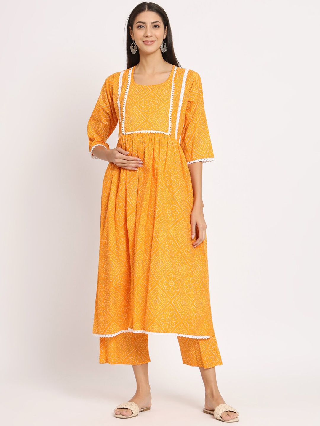 

Aujjessa Bandhani Printed Pure Cotton Maternity & Feeding A-Line Kurta With Palazzo, Mustard