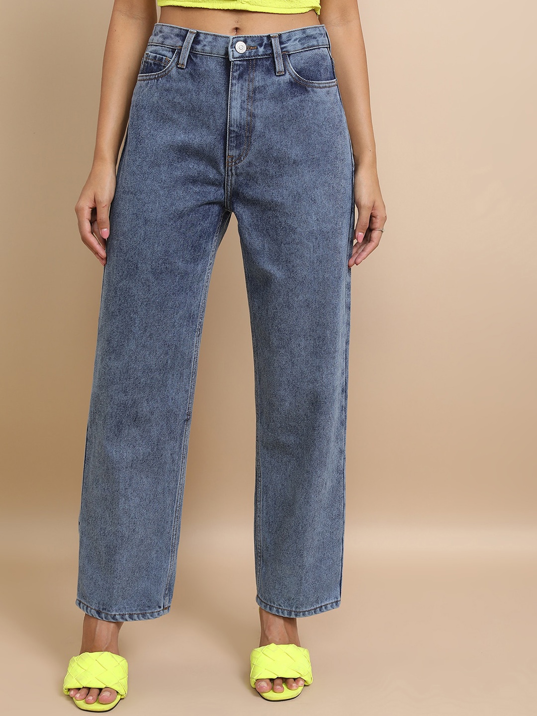 

Tokyo Talkies Women Blue Relaxed Fit Heavy Fade Cotton Jeans