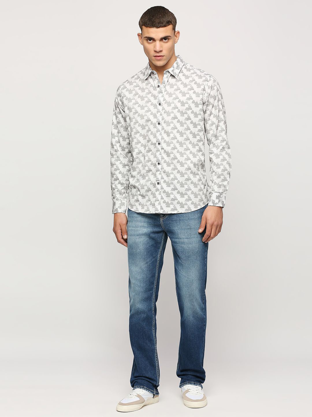 

Pepe Jeans Geometric Printed Spread Collar Long Sleeves Cotton Casual Shirt, White