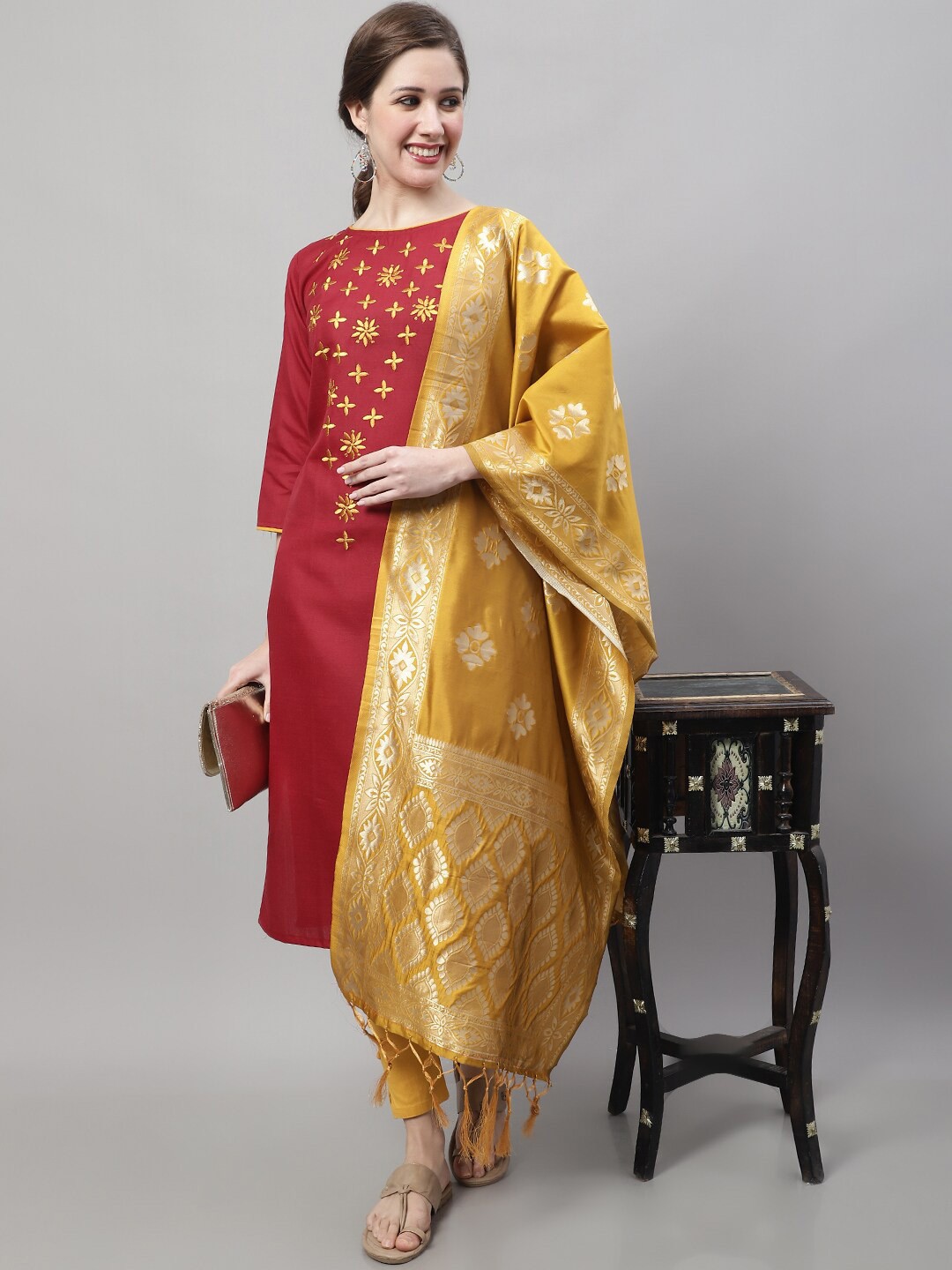 

KALINI Women Maroon Ethnic Motifs Printed Flared Sleeves Sequinned Kurta