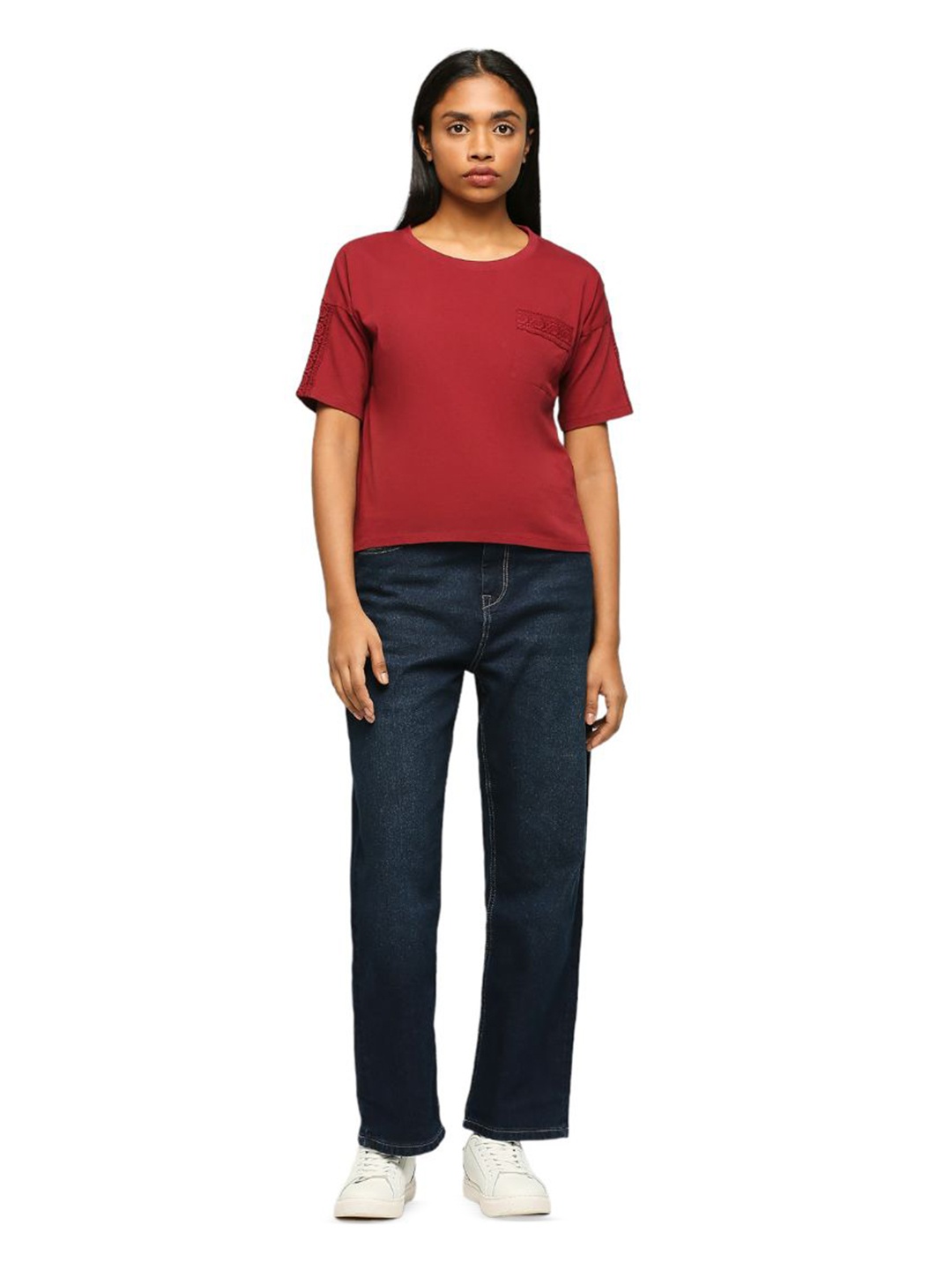 

Pepe Jeans Drop-Shoulder Sleeves Pure Cotton Pockets T-shirt, Red