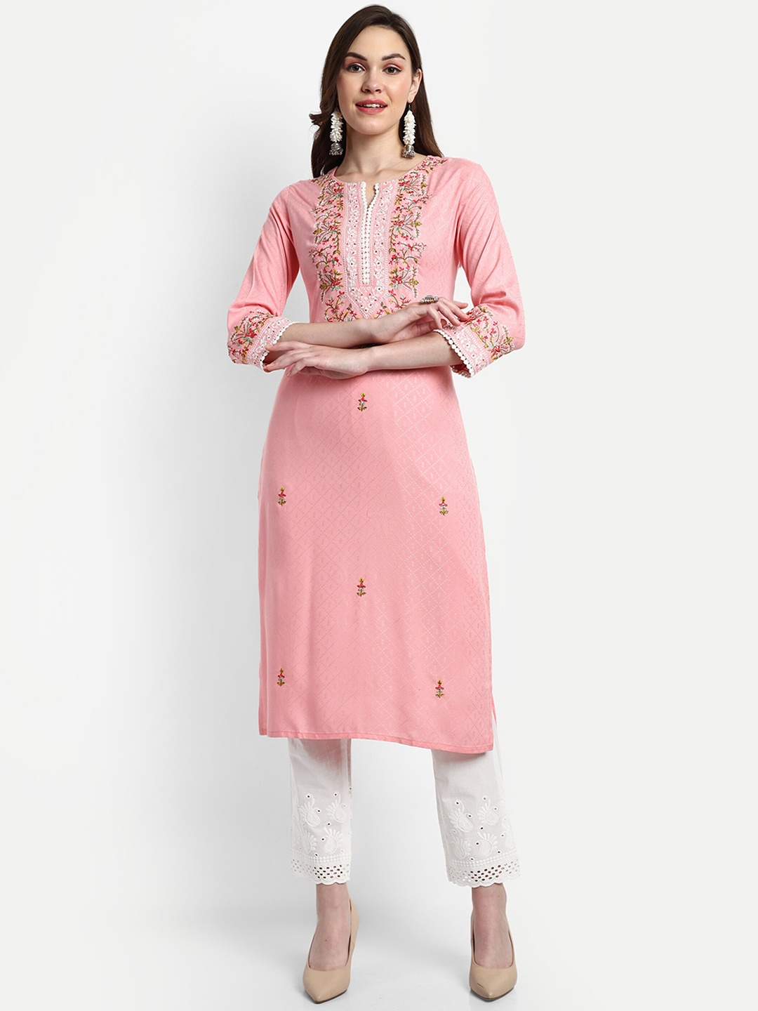 

KAVITA GUPTA Floral Embroidered Regular Thread Work Kurta With Trousers, Pink