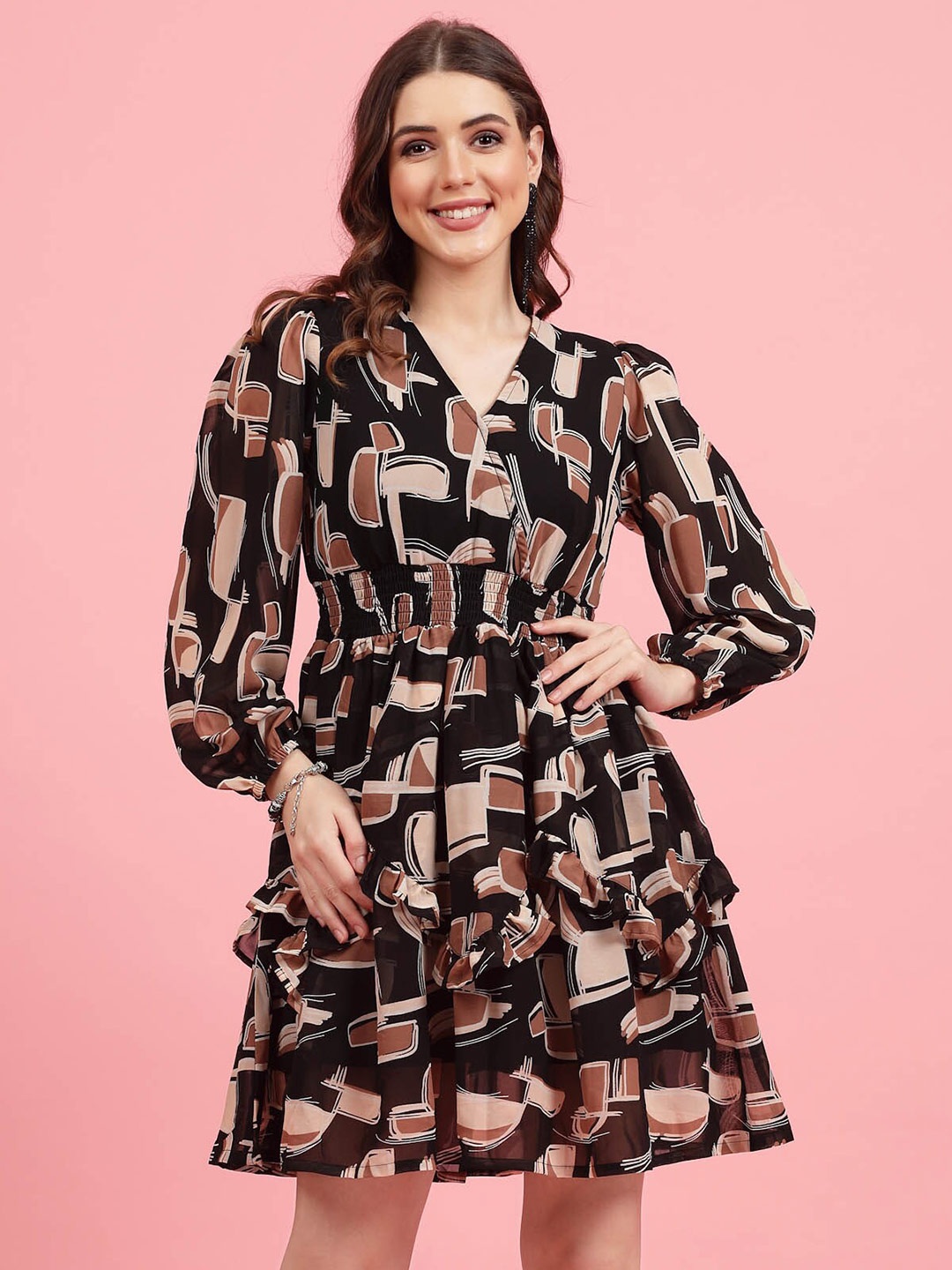 

plusS Black Geometric Printed V-Neck Smocked Fit & Flare Dress