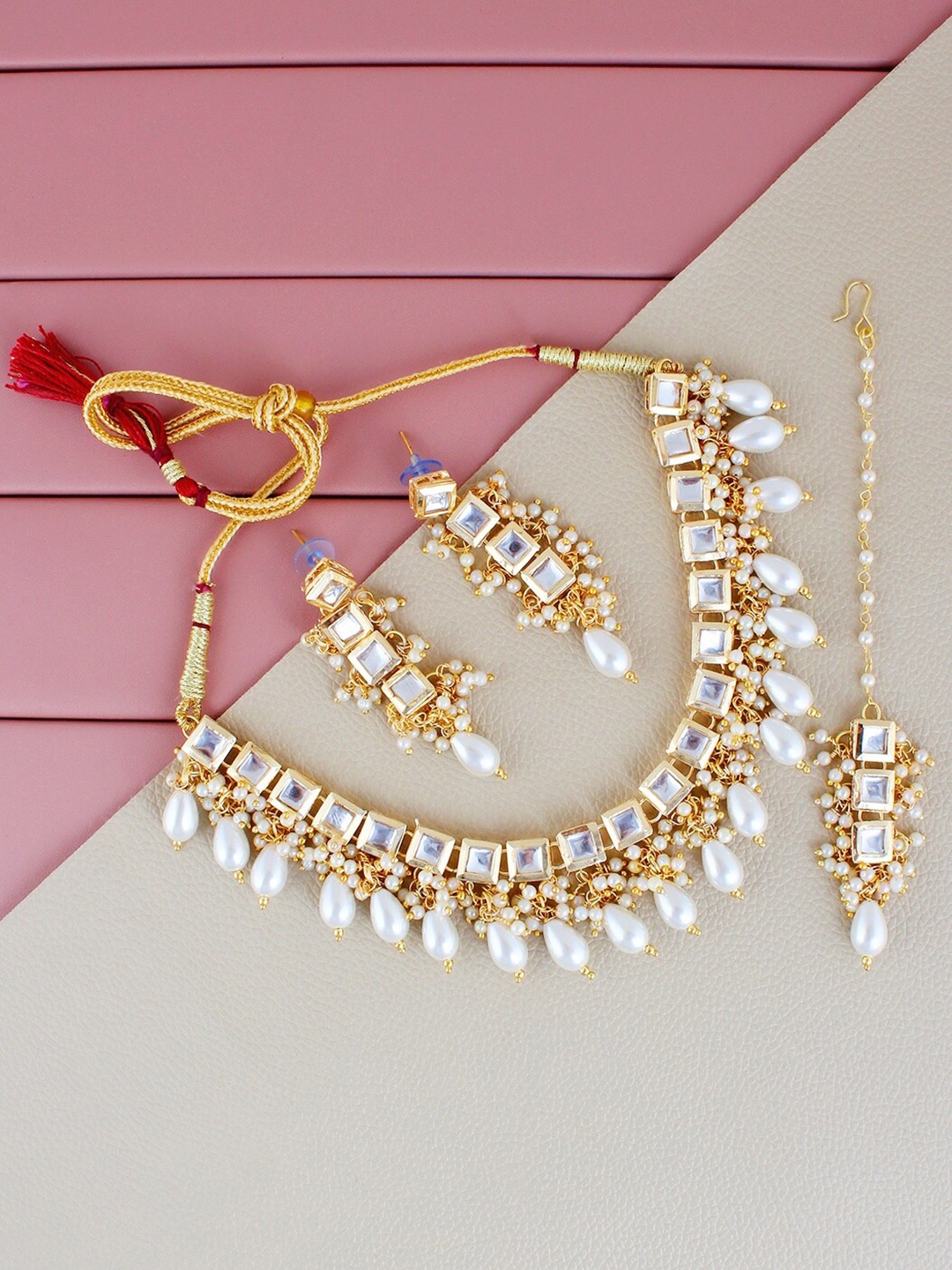 

LUCKY JEWELLERY Gold-Plated Kundan-Studded Necklace With Earrings & Maang Tika