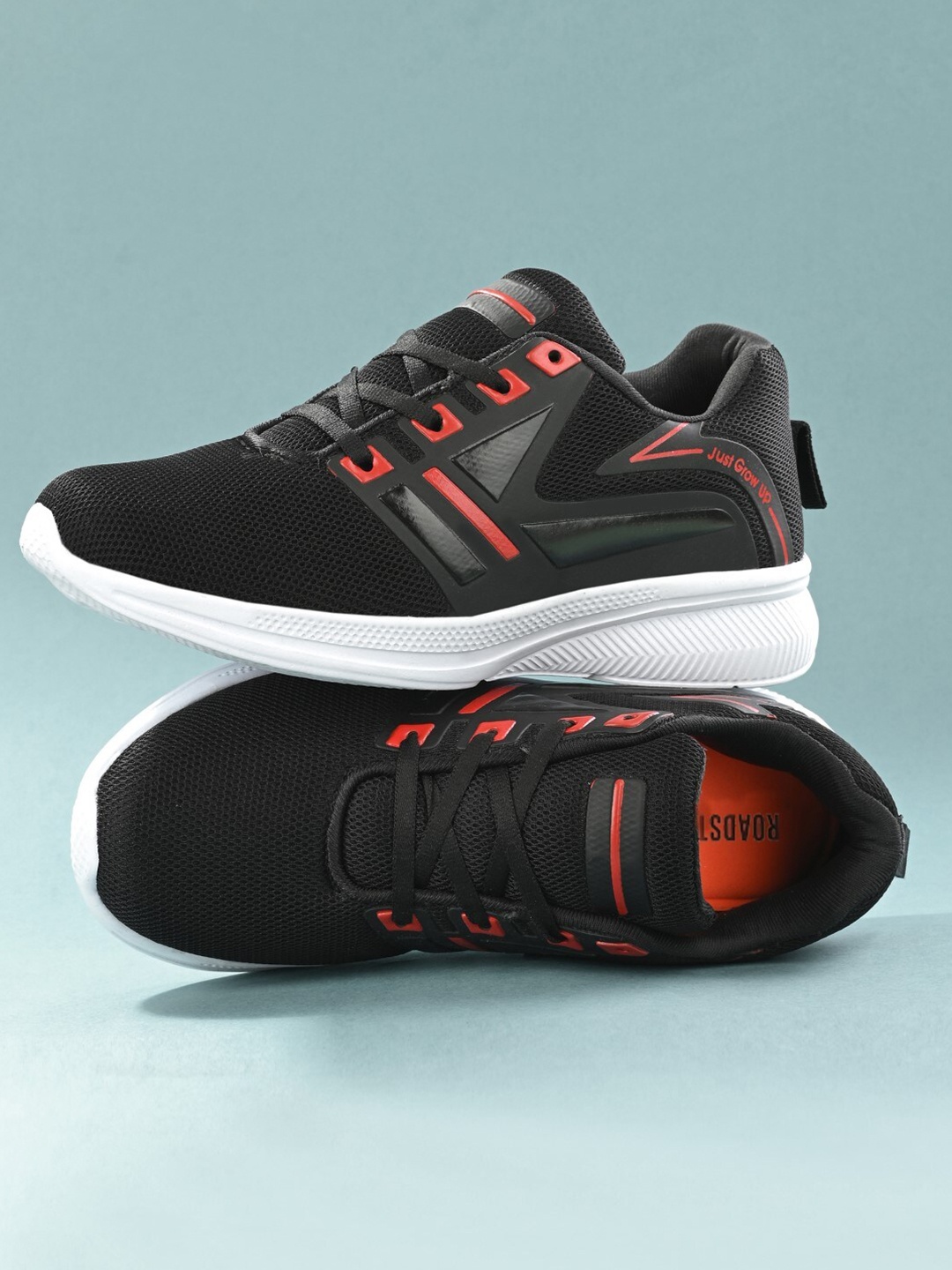 

The Roadster Lifestyle Co. Men Black & Red Mesh Comfort Insole Running Shoes