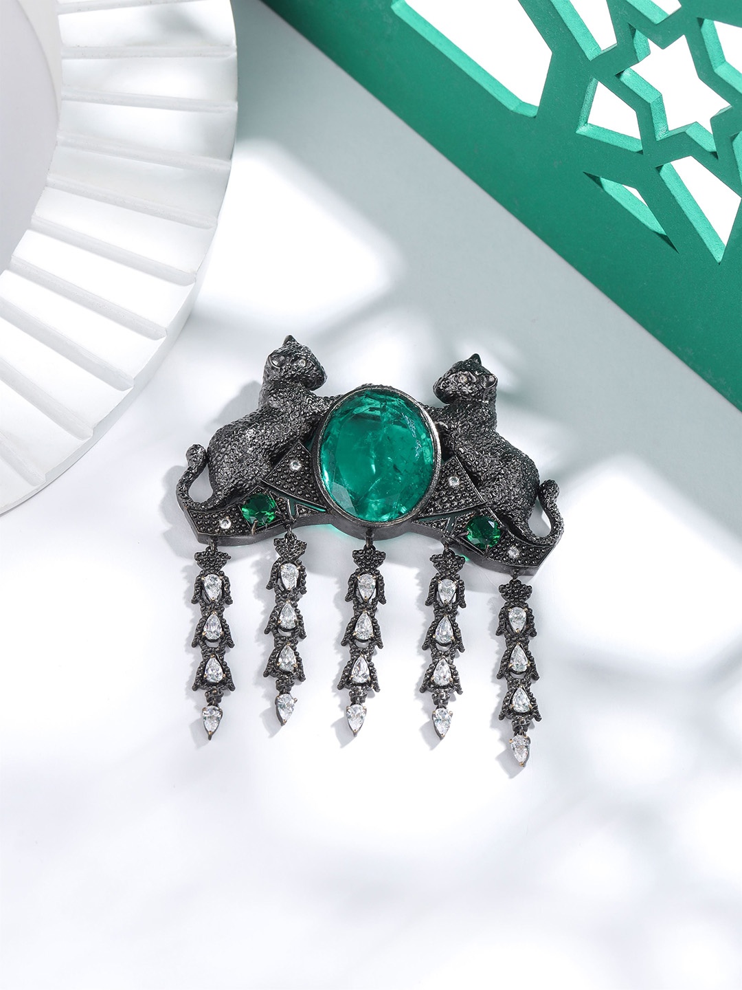 

COSA NOSTRAA Men Stone-Studded Brooch, Grey