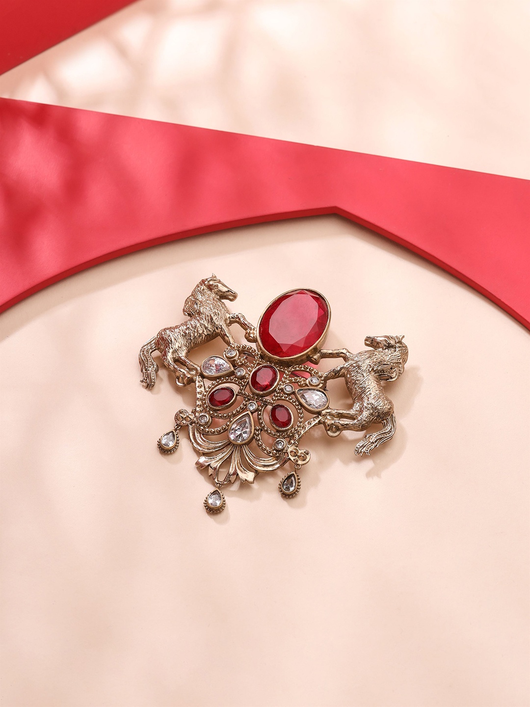 

COSA NOSTRAA Men Stone-Studded Brooch, Gold