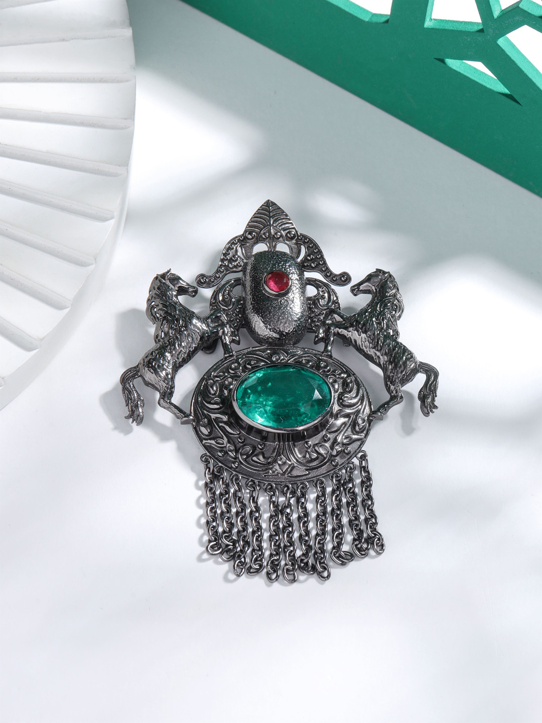 

COSA NOSTRAA Men Stone-Studded Brooch, Silver