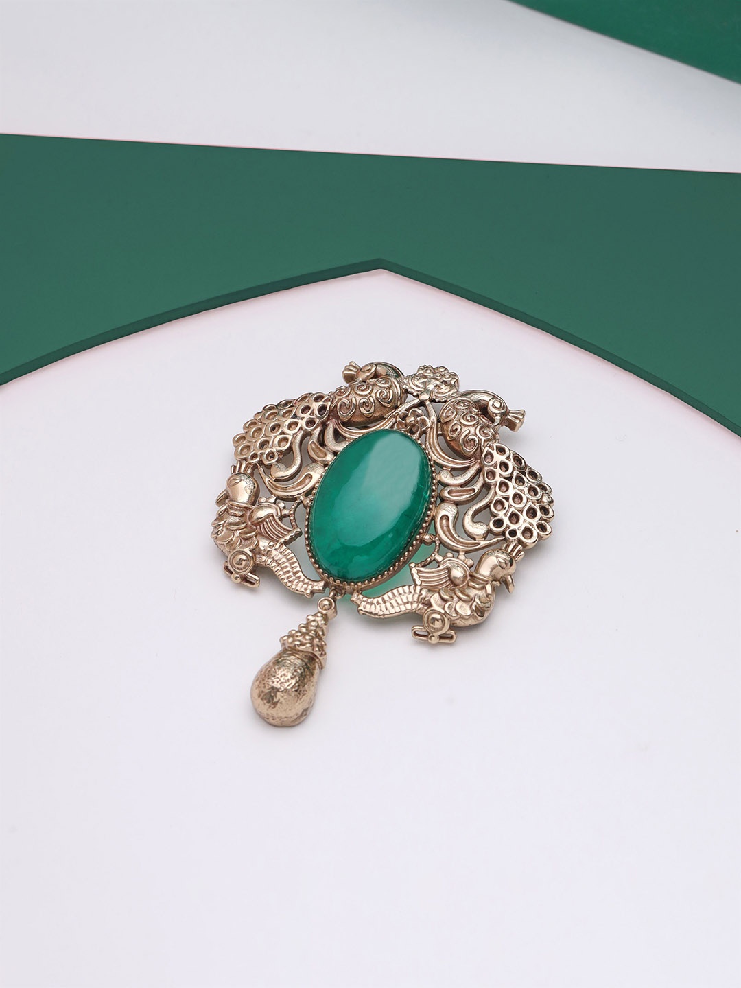 

COSA NOSTRAA Men Stone-Studded Brooch, Gold