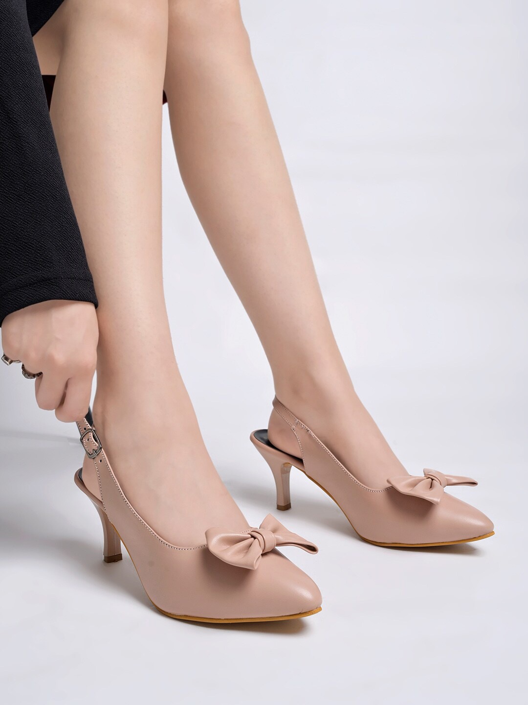 

Shoetopia Pointed Toe Slim Slingback Pumps With Bows, Peach