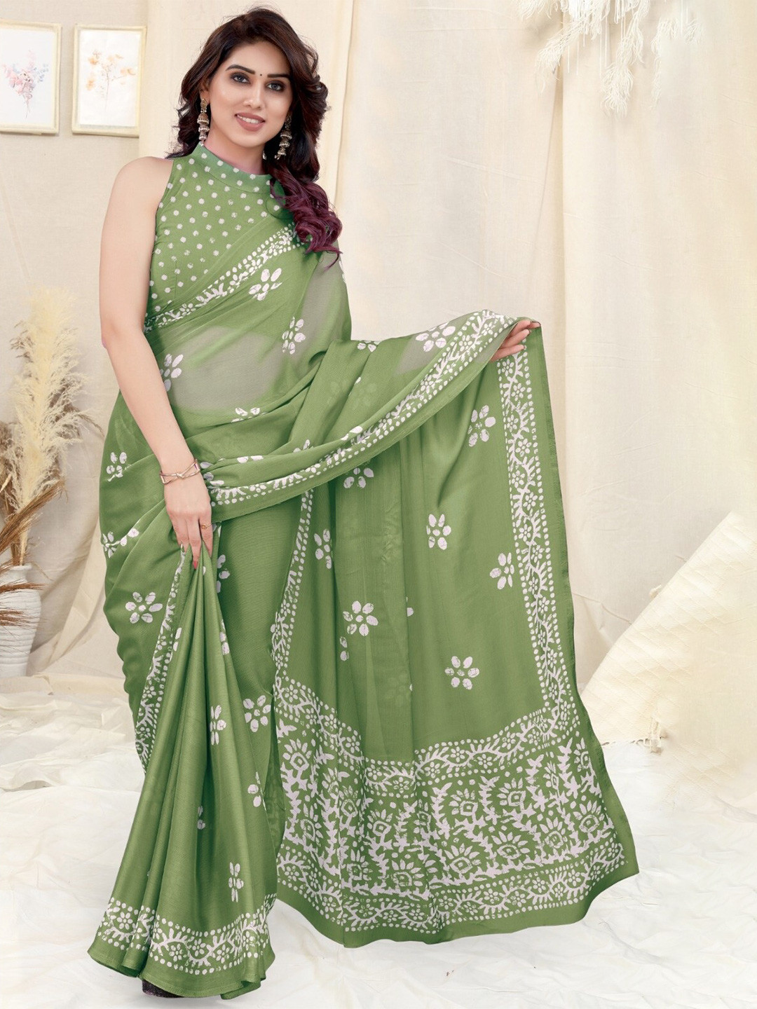 

Rangita Batik Printed Saree, Green