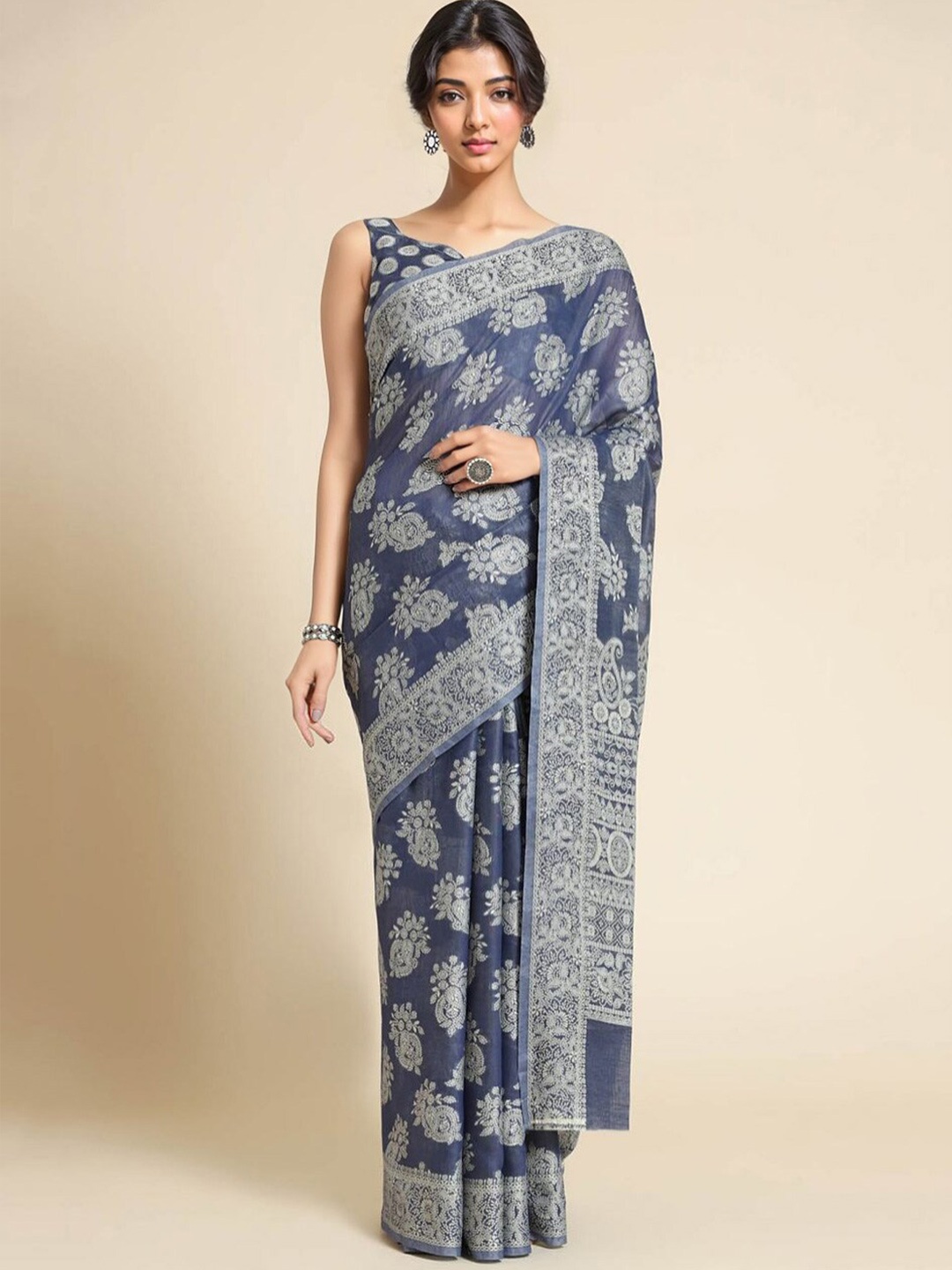 

Rangita Ethnic Motifs Zari Woven Design Saree, Blue