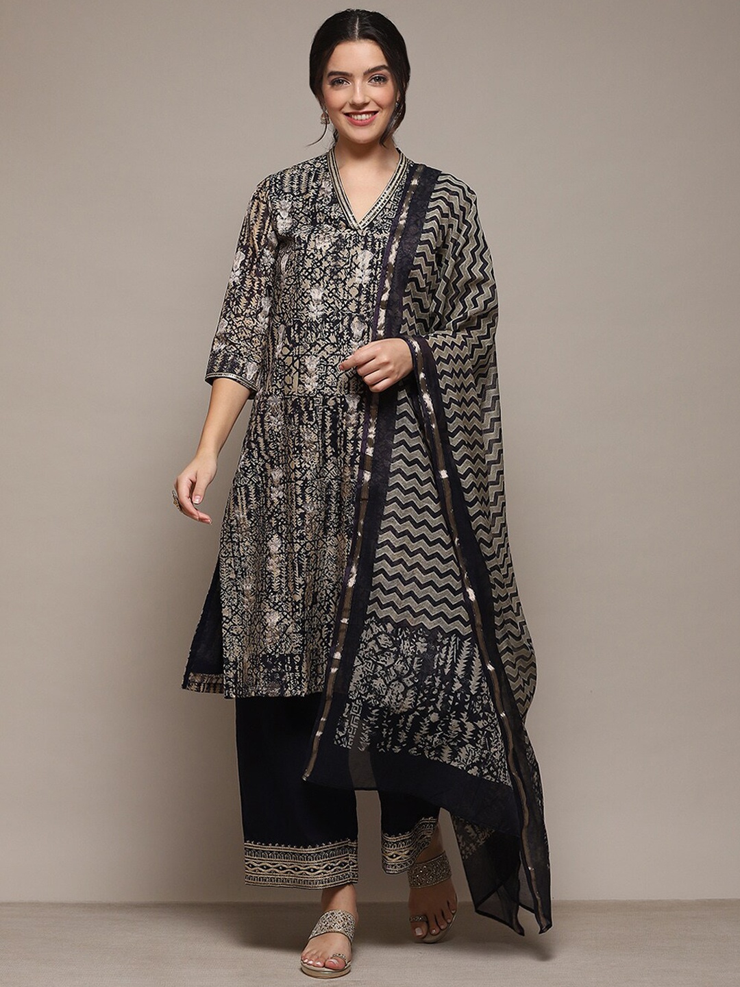 

Biba Ethnic Motifs Printed Sequinned Regular Kurta with Palazzos & With Dupatta, Navy blue