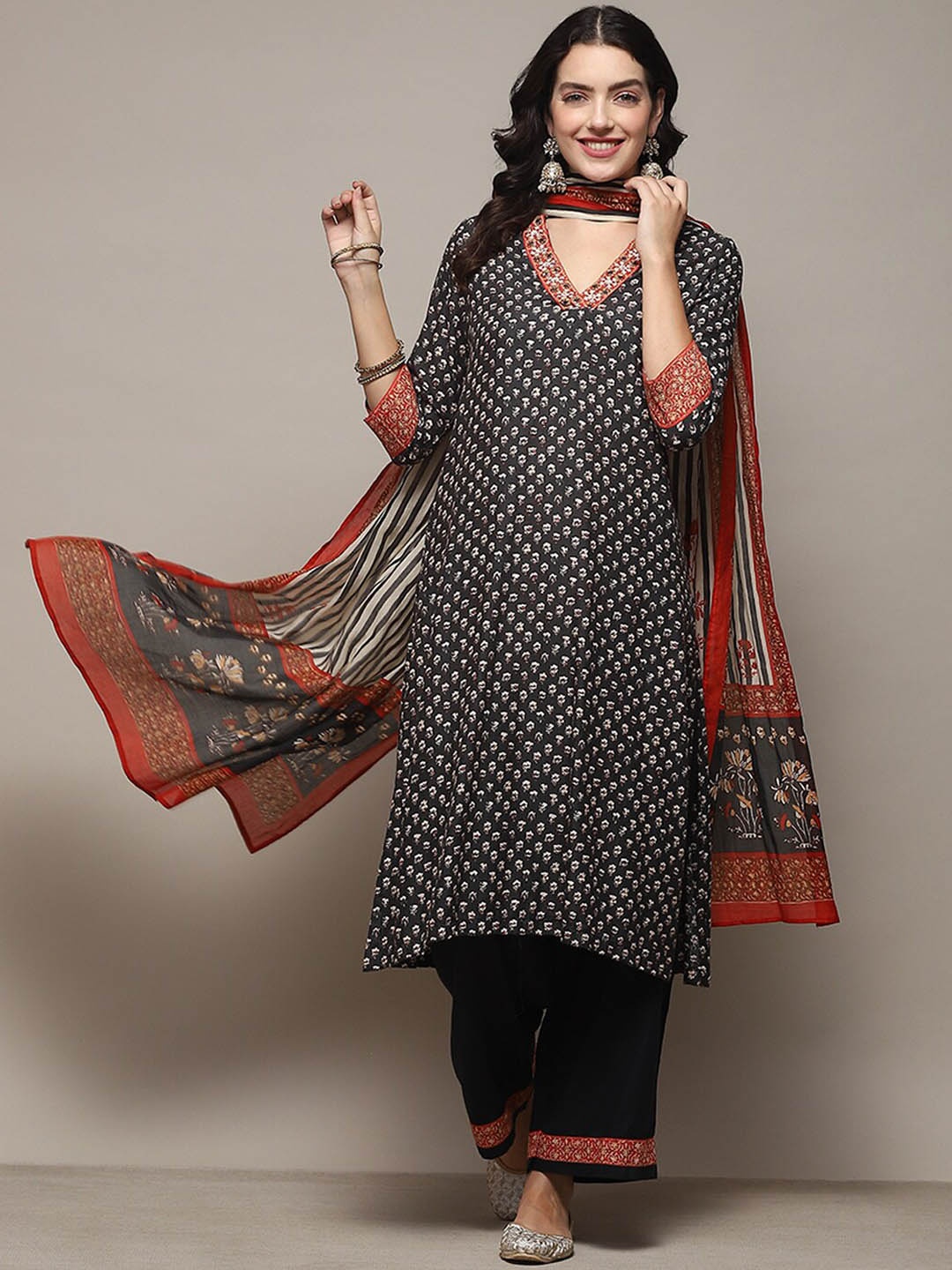 

Biba Ethnic Motifs Printed Thread Work Pure Cotton Kurta with Palazzos & With Dupatta, Charcoal