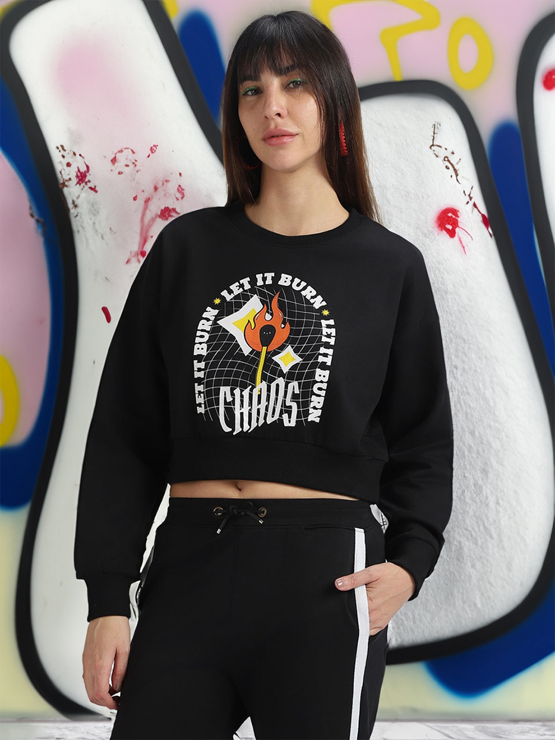 

JUNEBERRY Typography Printed Crew Neck Crop Fleece Pullover Sweatshirt, Black