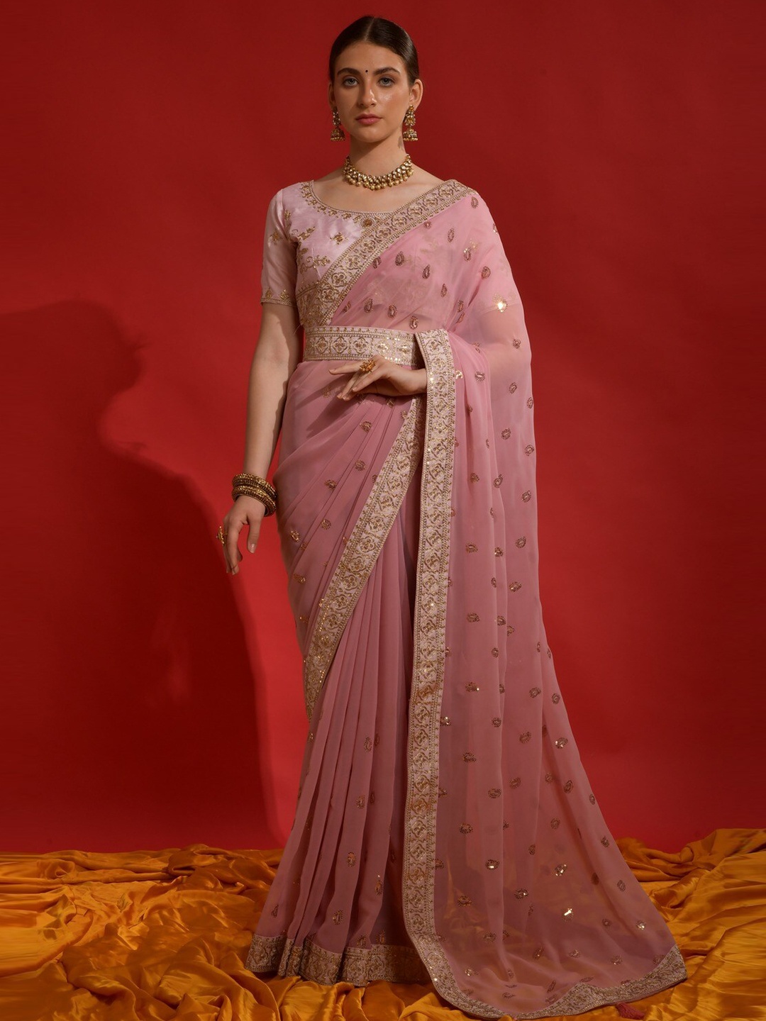 

GAJARAI Embellished Sequinned Belted Saree, Pink