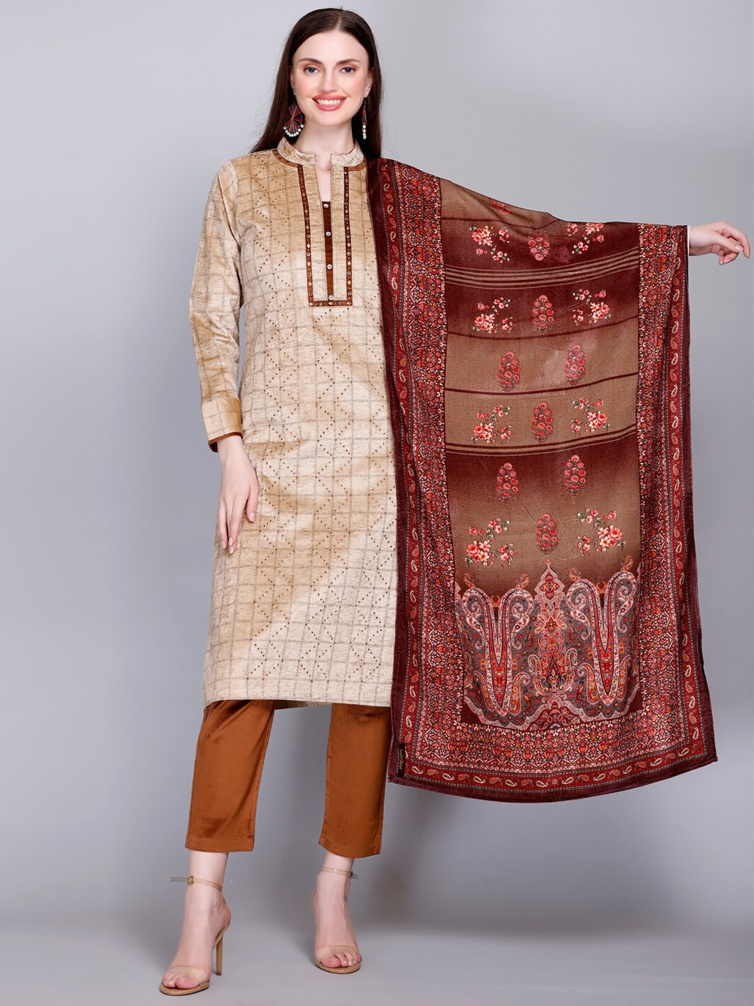 

VELVTINE Checked Pure Wool Kurta With Trousers & Dupatta, Beige