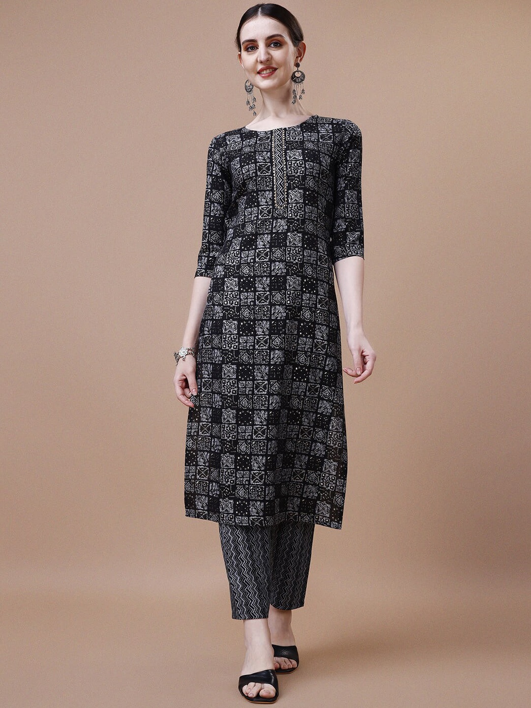 

KALINI Ethnic Motifs Printed Kurta with Trousers, Black