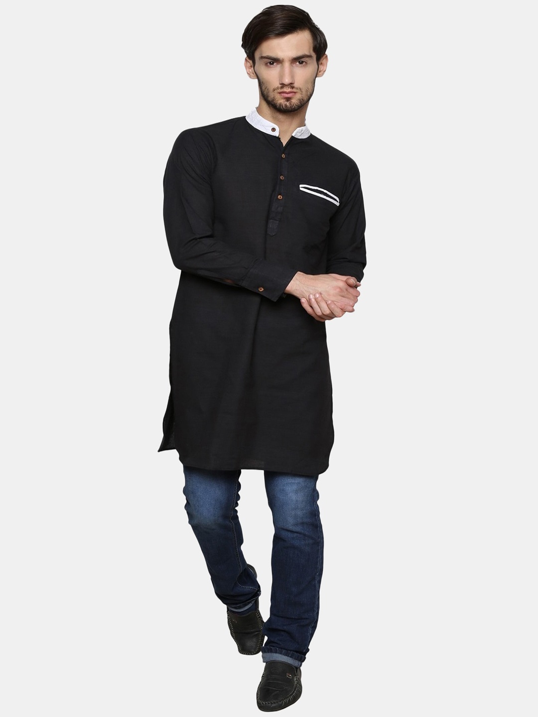 

Enchanted Drapes Mandarin Collar Pure Cotton Kurta, Black